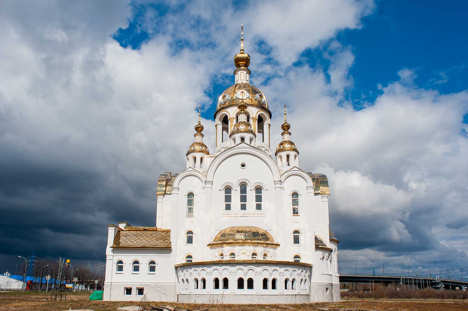 В ступине. Церковь всех святых в земле Российской просиявших, Ступино. Храмы в Ступино Московская область. Ступино храм всех святых. Новый храм в Ступино.