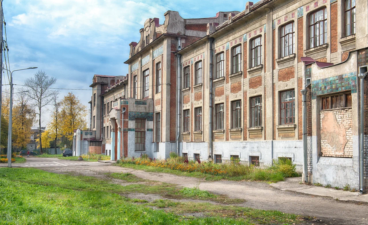 Ногинск школы отзывы. Школа 10 Ногинск. Центр образования 10 Ногинск. Школа 10 Ногинск внутри. Самая красивая школа в Ногинске.