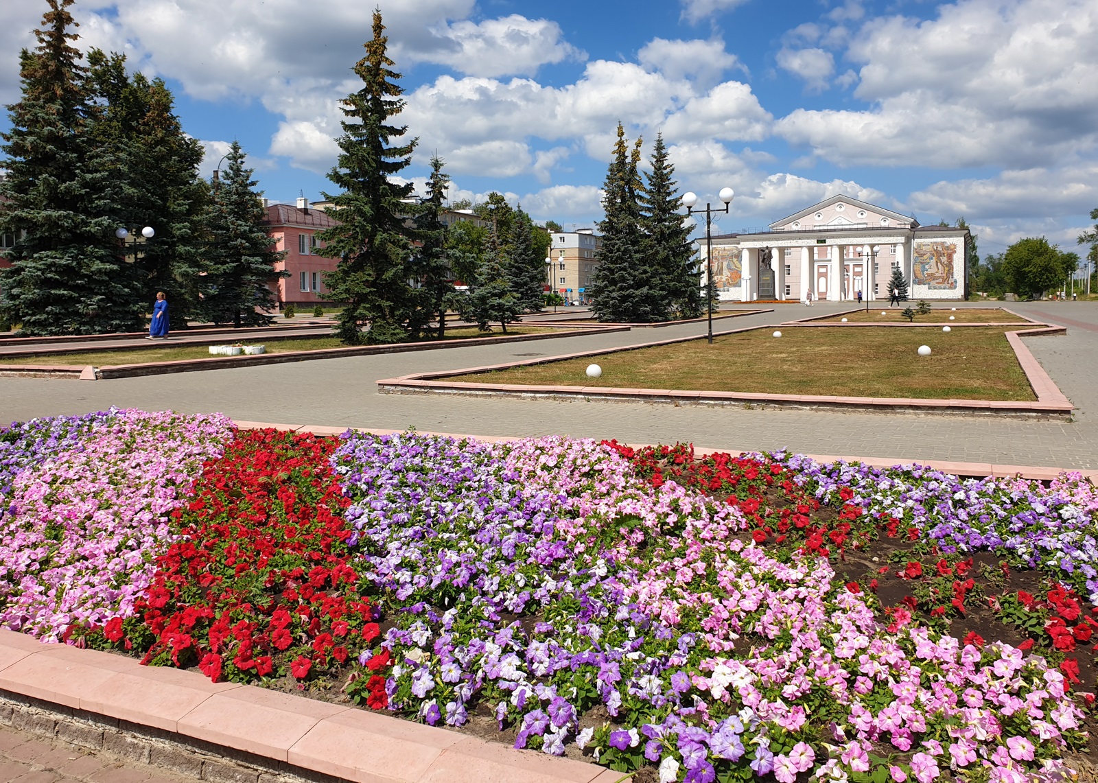 День города навашино. Навашино Нижегородская область площадь города. Площадь Ленина Навашино. Навашино Центральная площадь. Площадь имени Ленина.