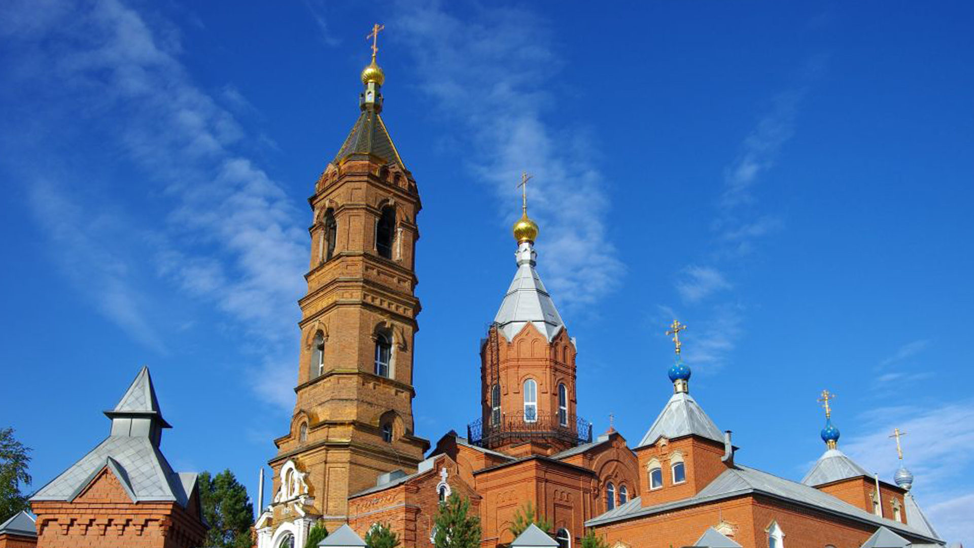 Церковь города орска. Храм Преображения Господня Орск. Церковь Спасо Преображенская г. Орск.