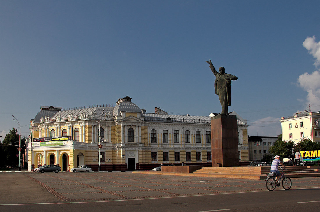 Памятник ленину в тамбове фото